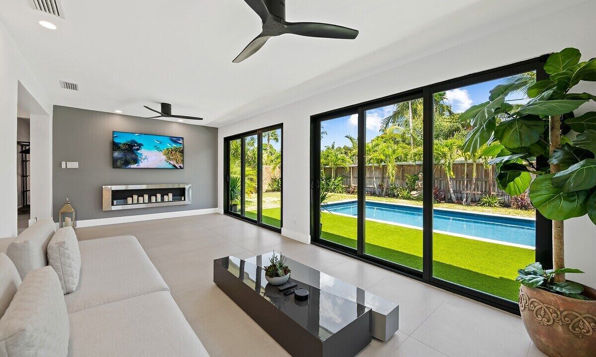 Photo of Outdoor in Wilton Manors