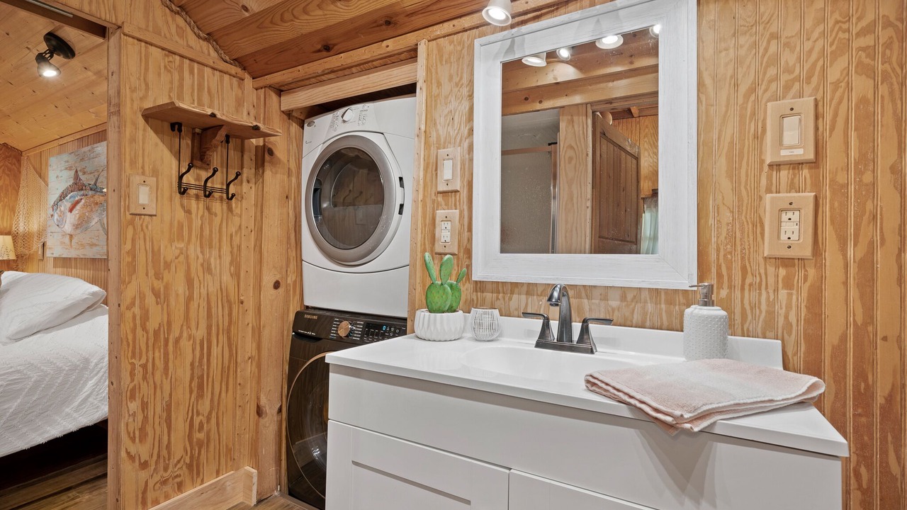 Photo of Bathroom in Aransas Pass