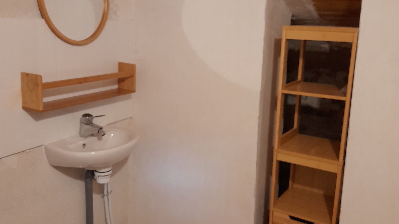 Photo of Bathroom in Saint-Jean-de-Maruejols-et-Avejan