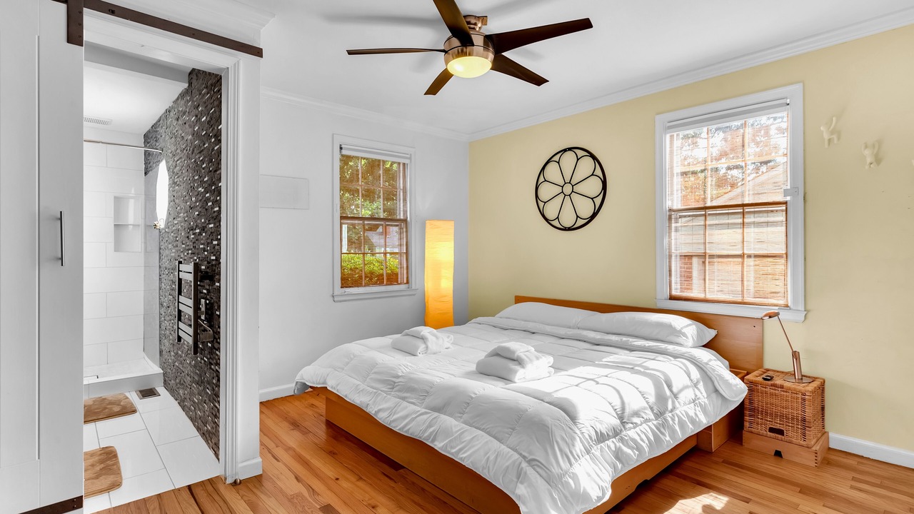 Photo of Bedroom in Loring Heights
