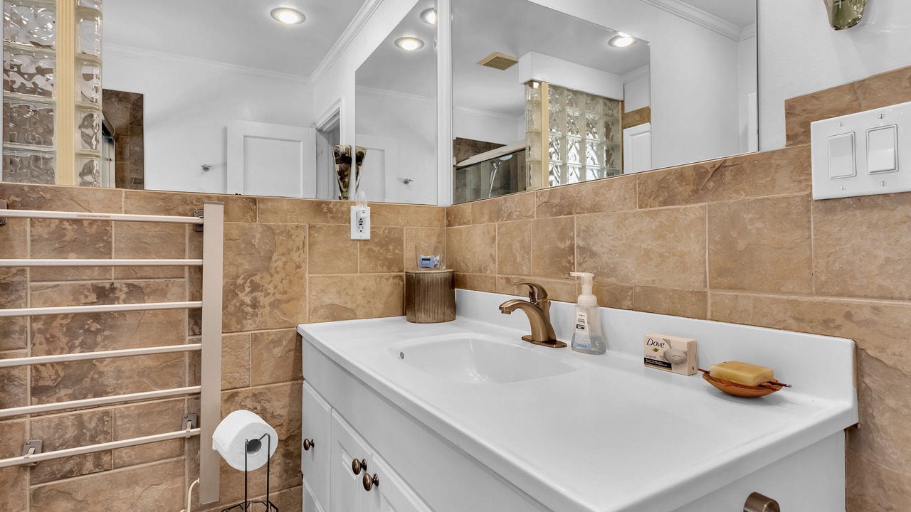 Photo of Bathroom in Loring Heights