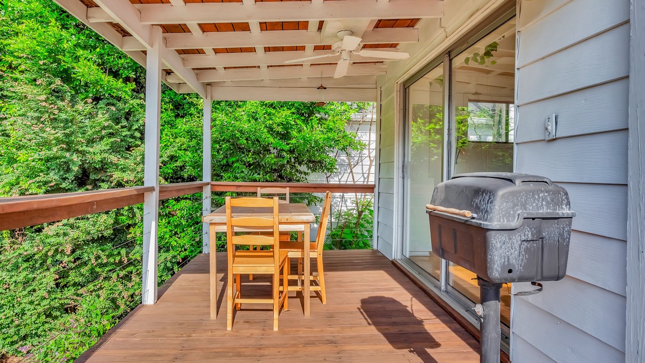 Photo of Outdoor in Loring Heights