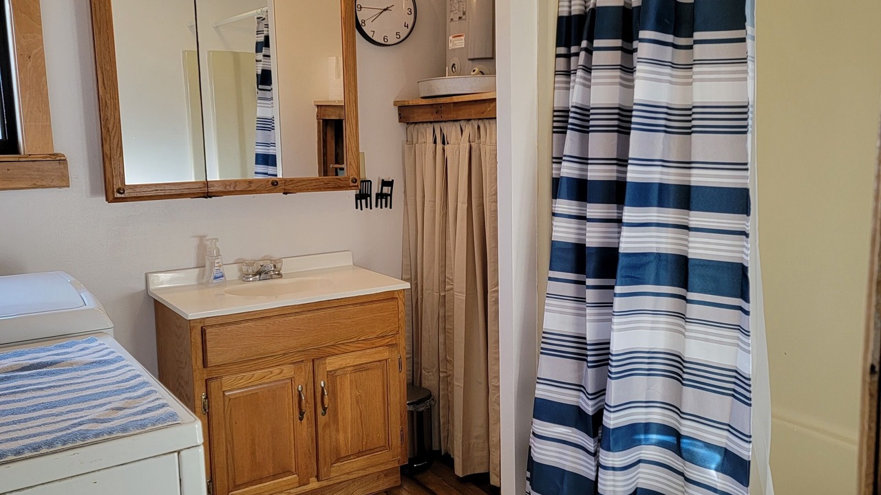 Photo of Bathroom in Friendsville