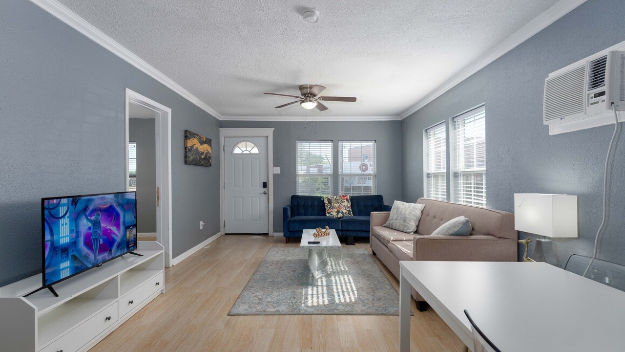 Photo of Bedroom in Del Mar