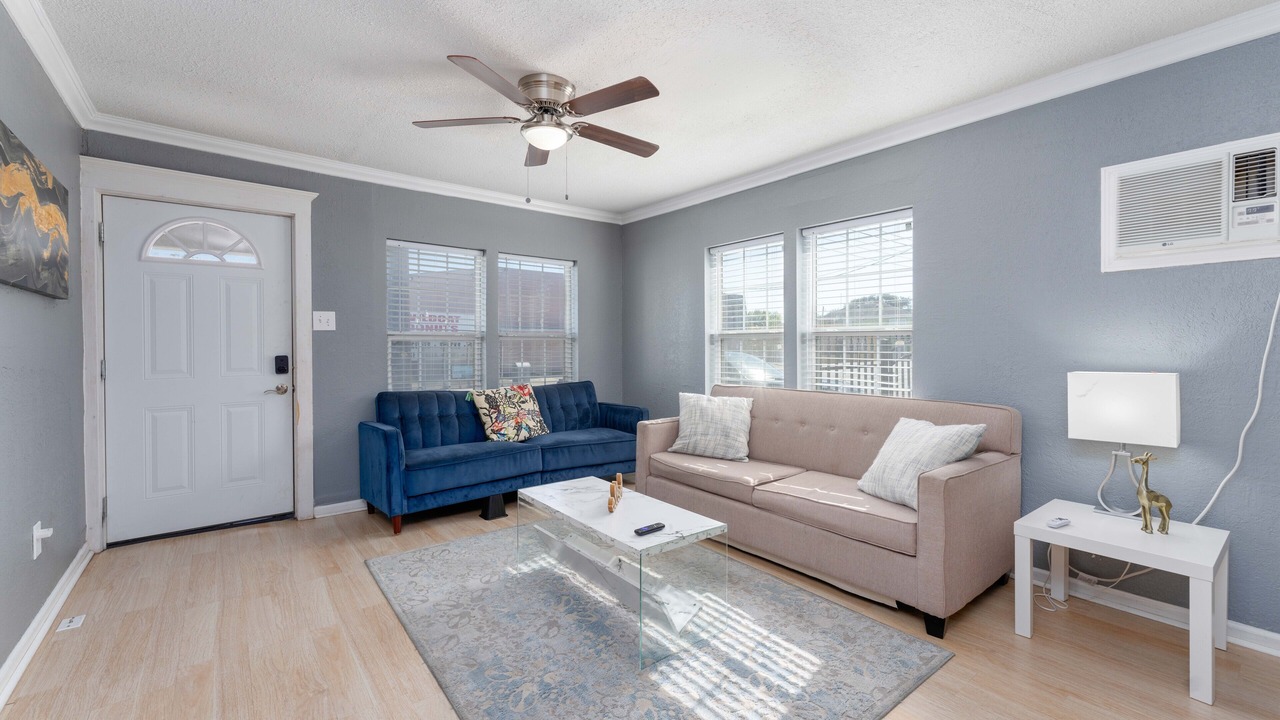 Photo of Bedroom in Del Mar