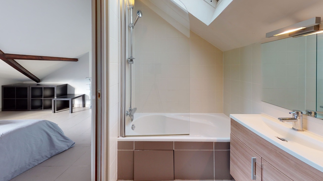Photo of Bathroom in Parchamp–Albert Kahn