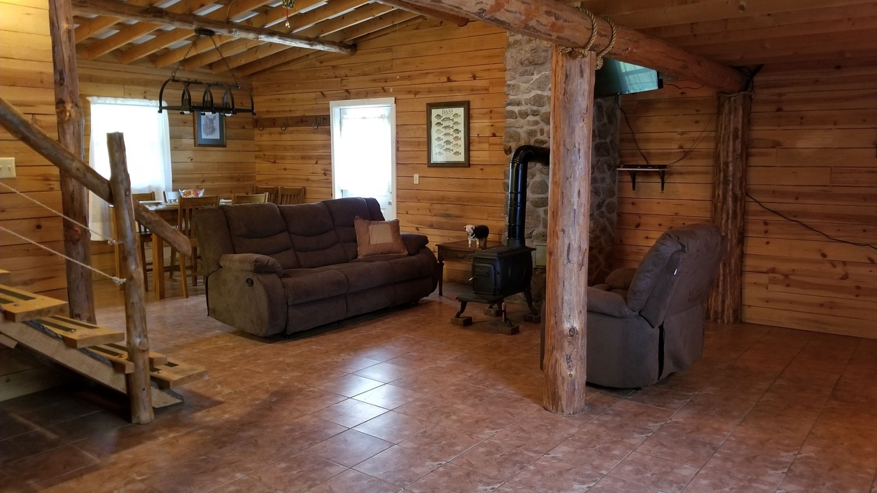 Photo of Livingroom in Glover