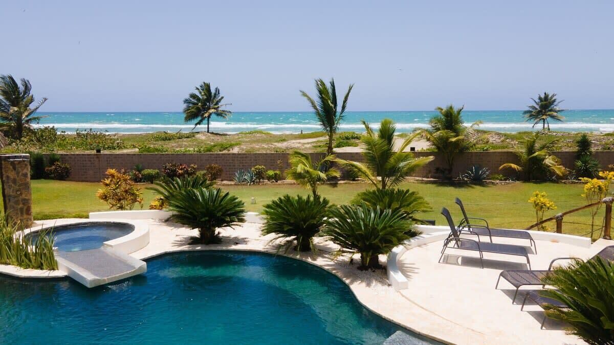 Photo of Outdoor in Los Brazos