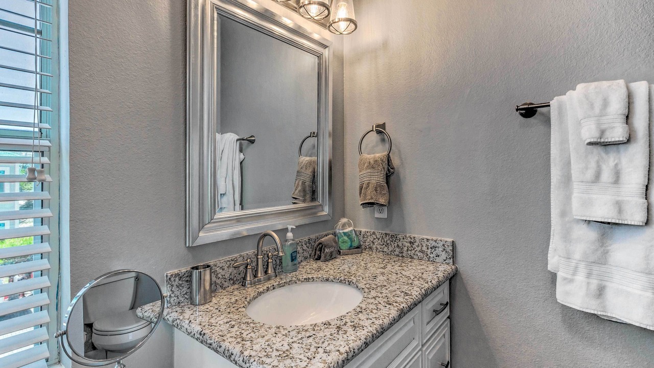 Photo of Bathroom in Ono Island