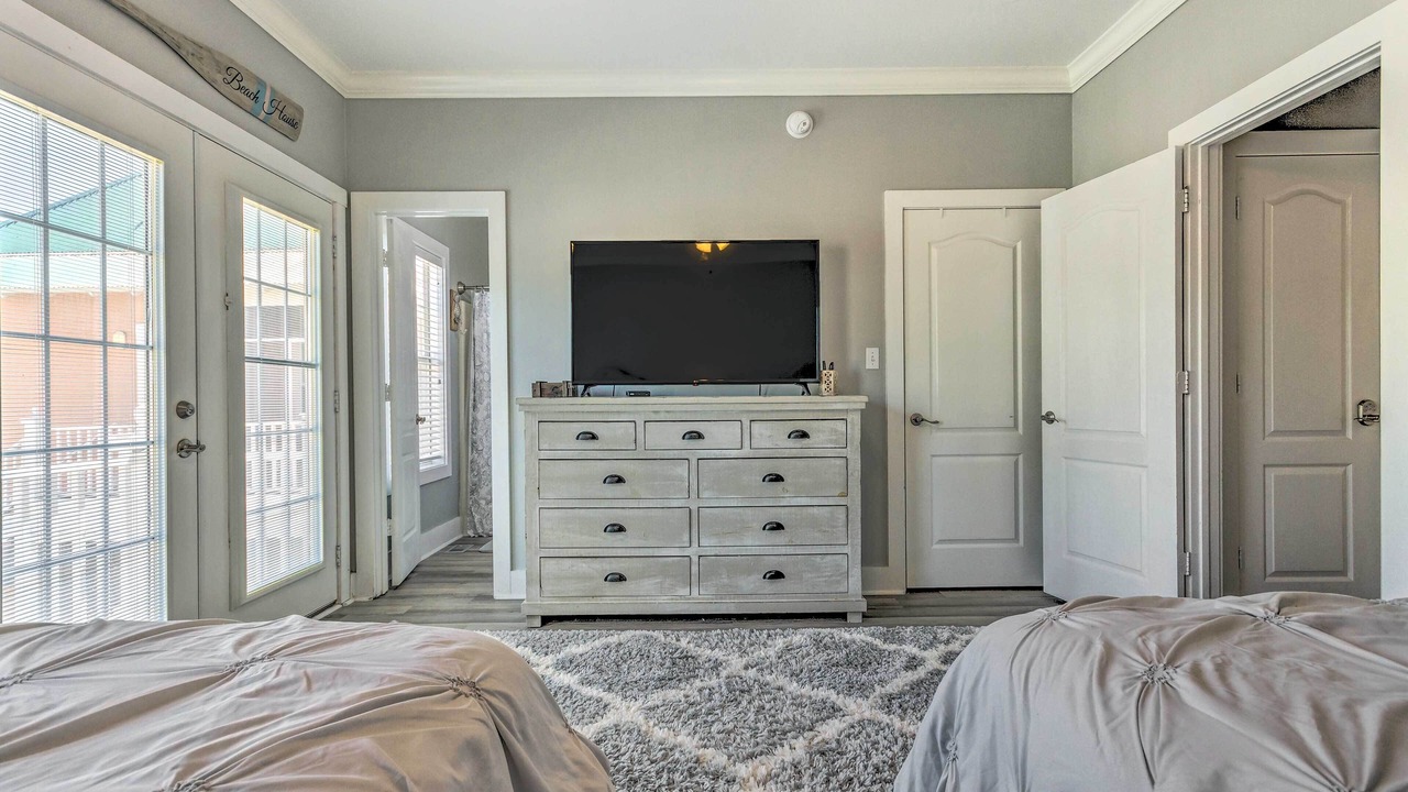 Photo of Bedroom in Ono Island