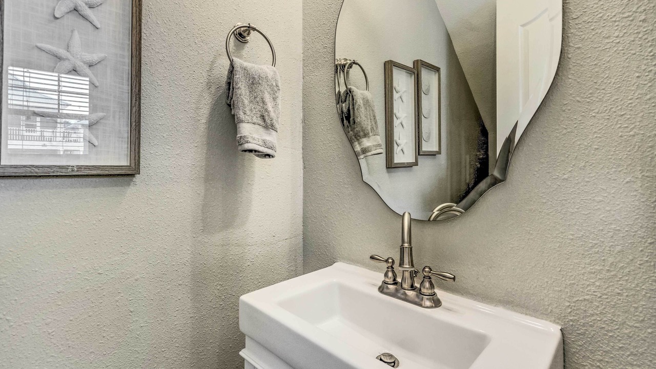 Photo of Bathroom in Ono Island
