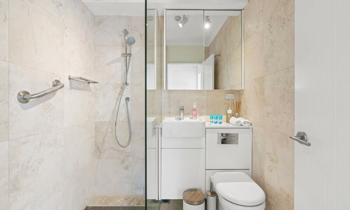 Photo of Bathroom in McMahons Point