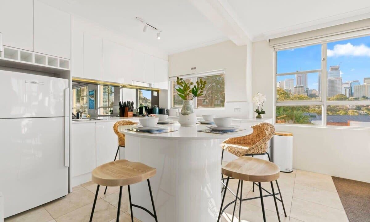 Photo of Others in McMahons Point