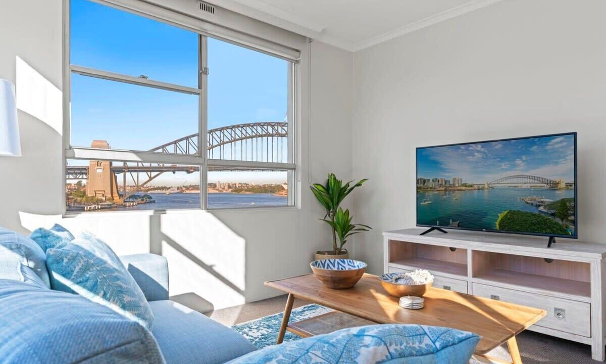 Photo of Others in McMahons Point