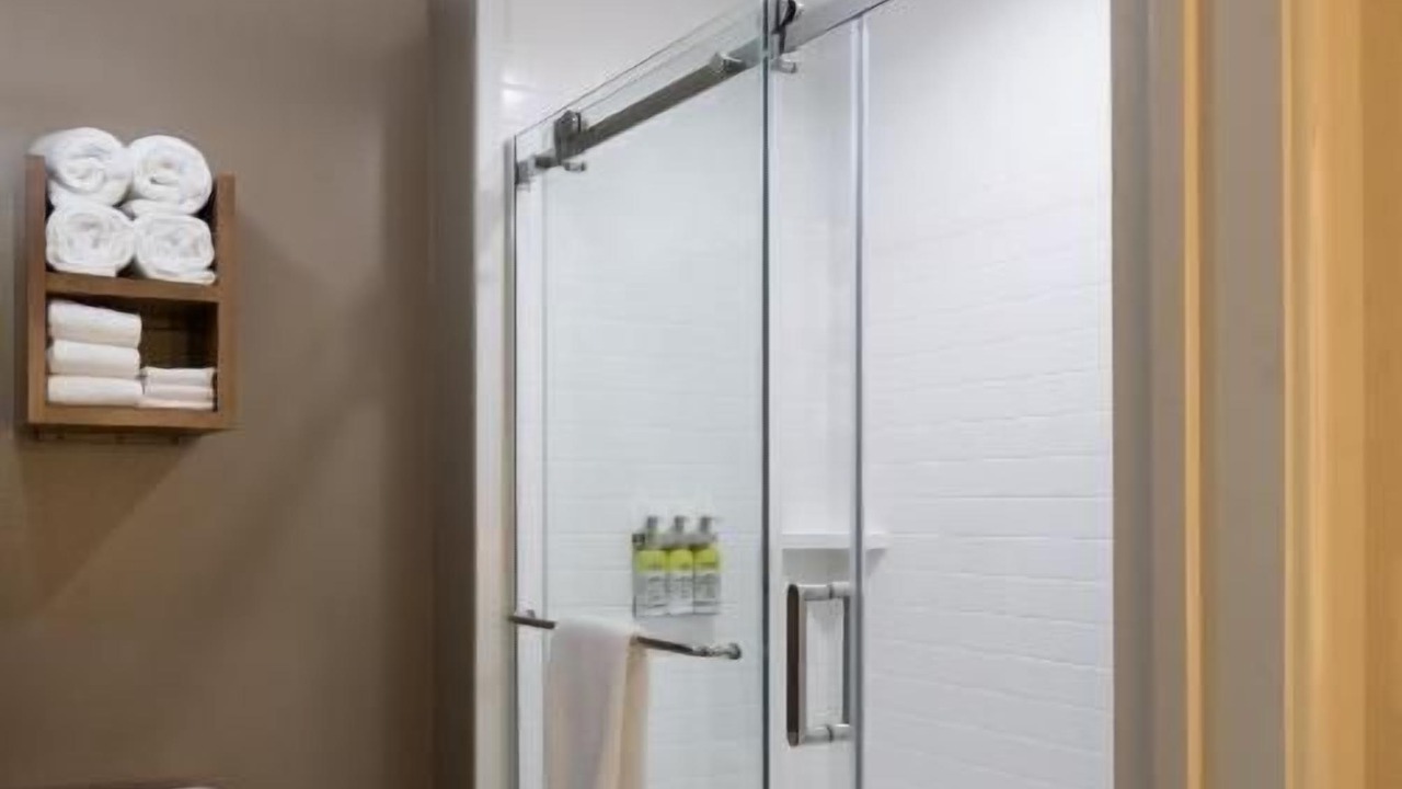 Photo of Bathroom in Lake Jackson