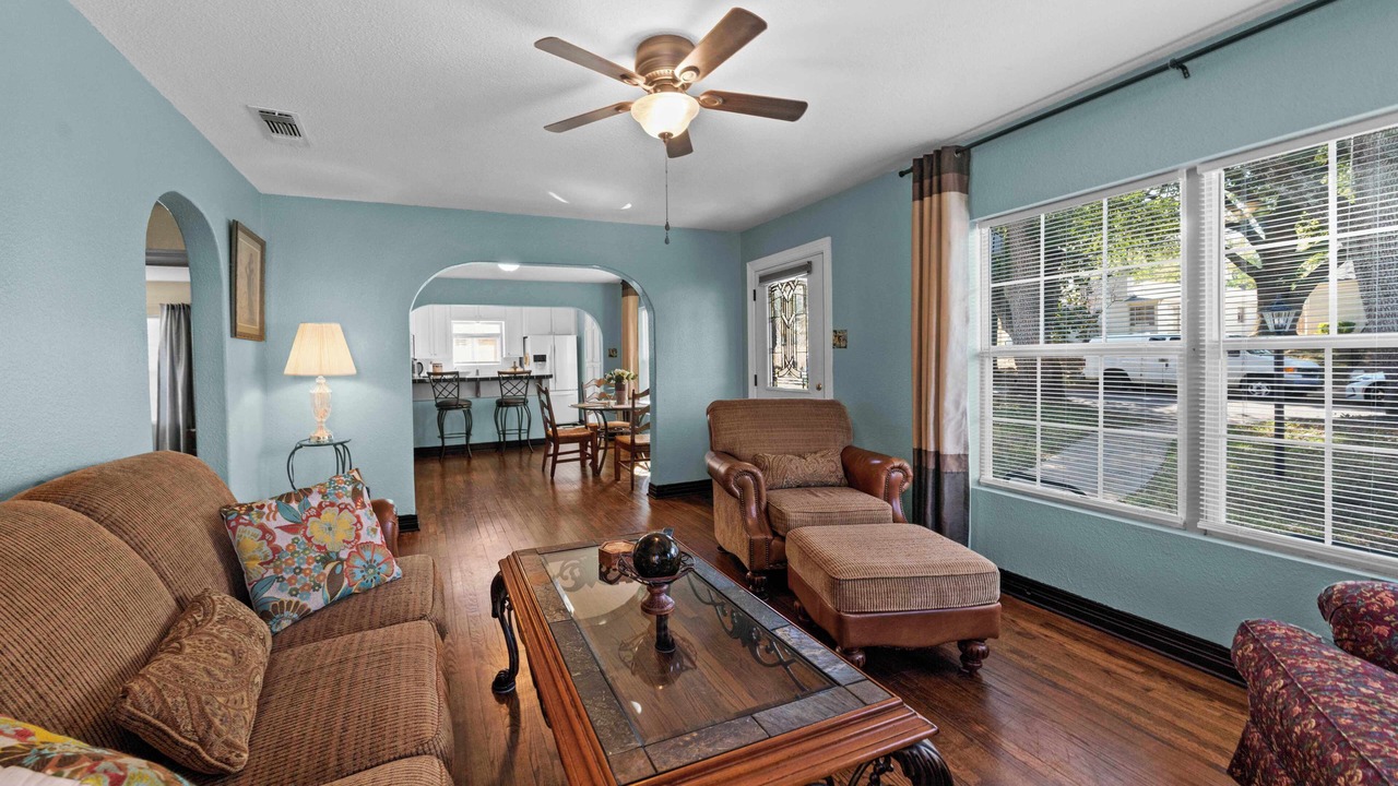 Photo of Livingroom in Tyler