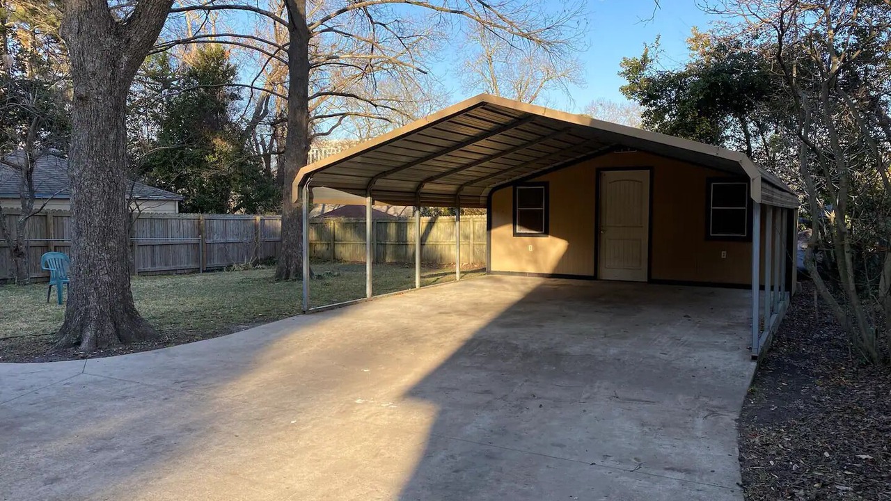 Photo of Outdoor in Tyler