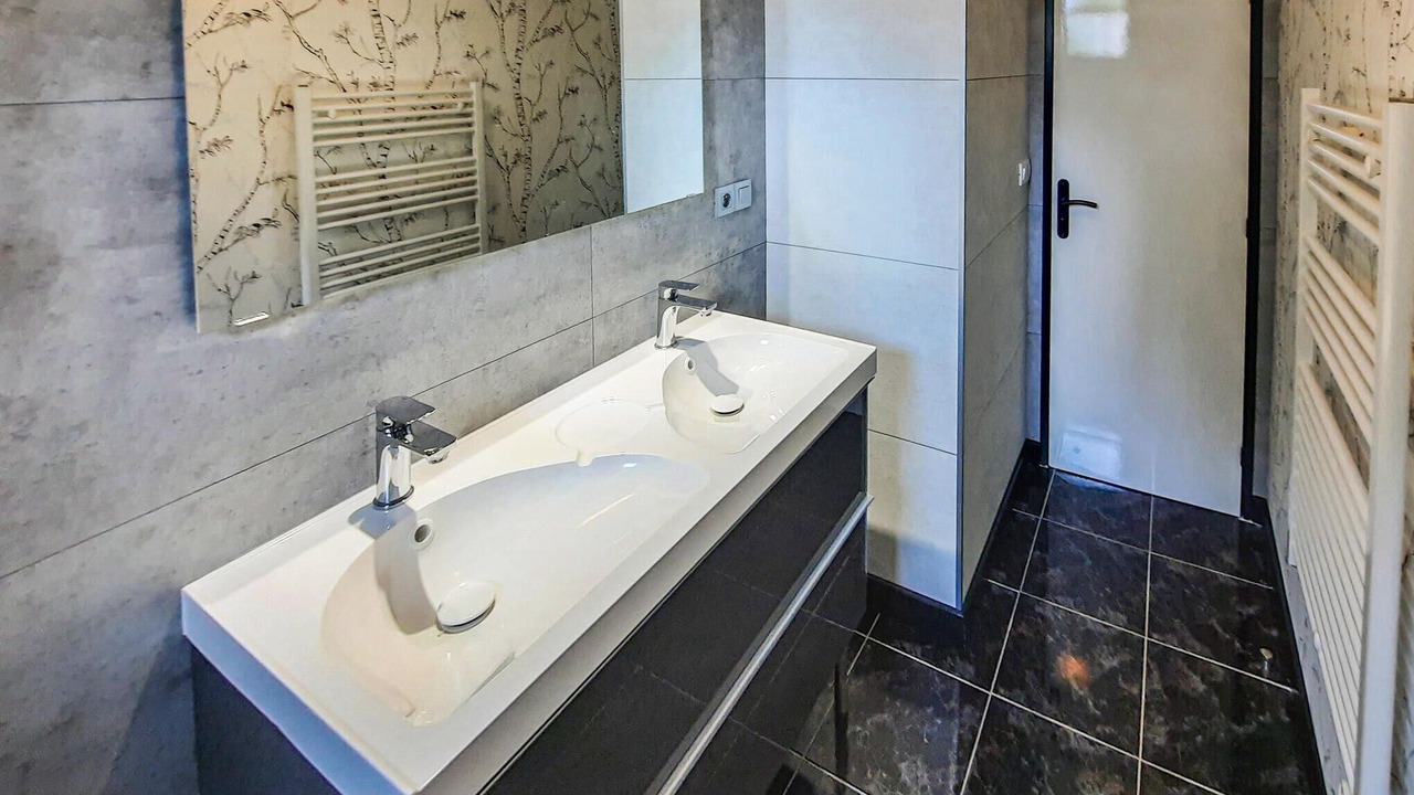 Photo of Bathroom in Bacilly