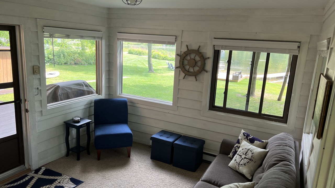 Photo of Bedroom in Central Lake