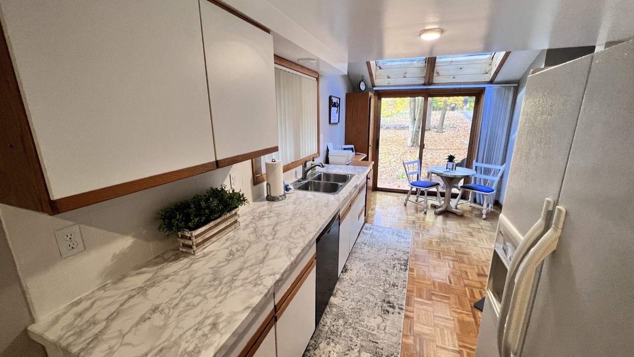 Photo of Kitchen in Central Lake