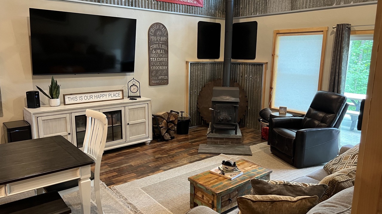 Photo of Livingroom in Deer River