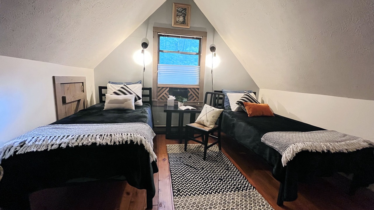 Photo of Bedroom in Cedar Mountain