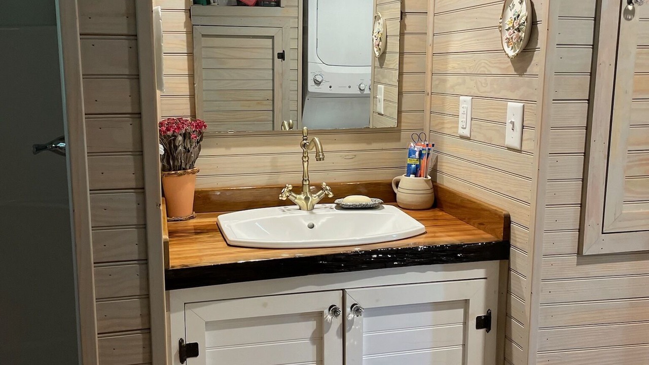 Photo of Bathroom in Bayou Goula