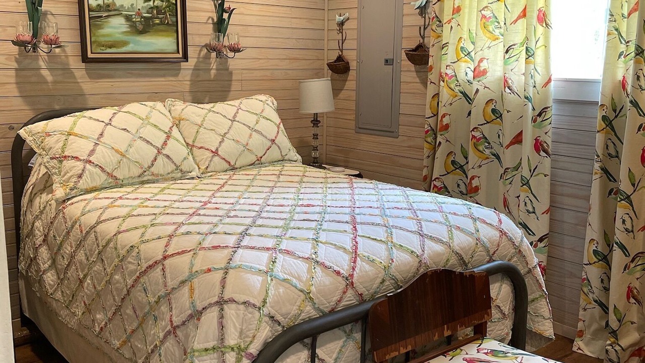 Photo of Bedroom in Bayou Goula