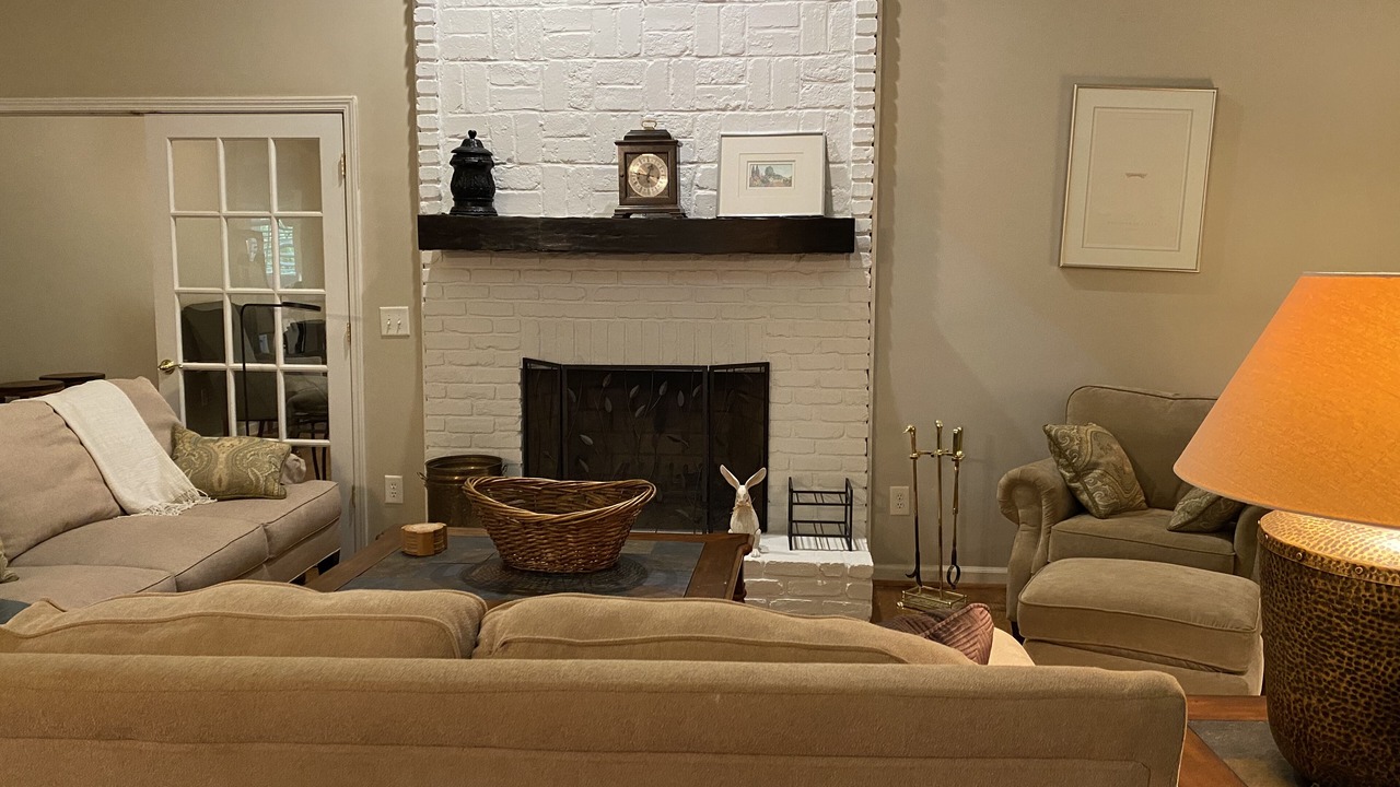 Photo of Livingroom in Fortson