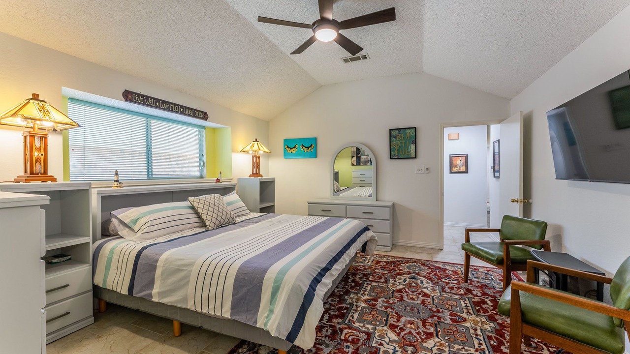 Photo of Bedroom in South Arlington