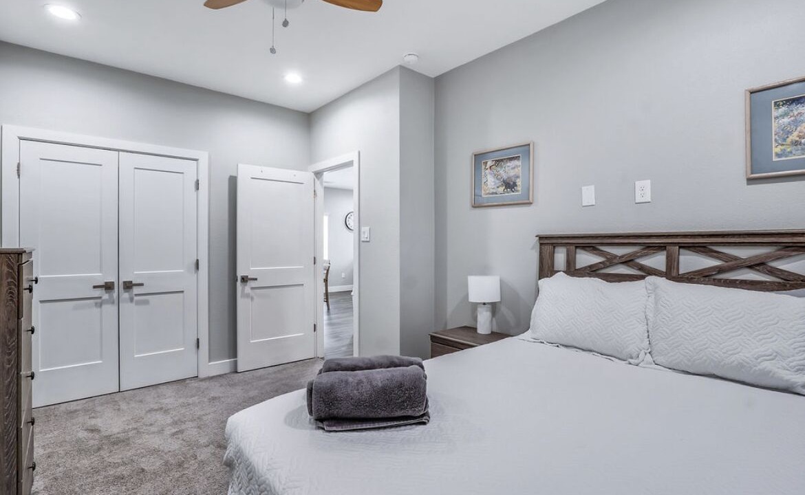 Photo of Bedroom in Clear Lake Shores