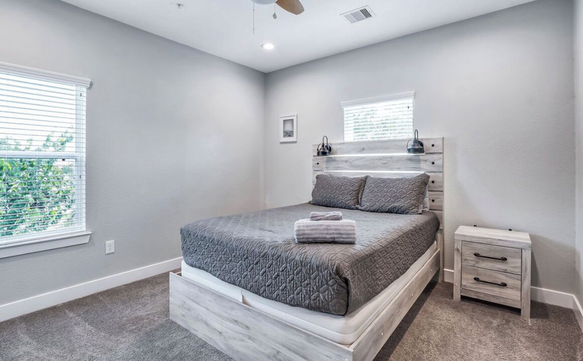 Photo of Bedroom in Clear Lake Shores
