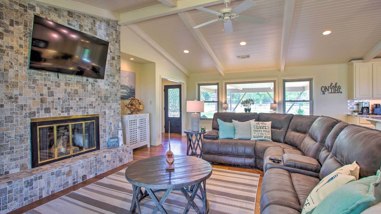 Photo of Livingroom in Pottsboro