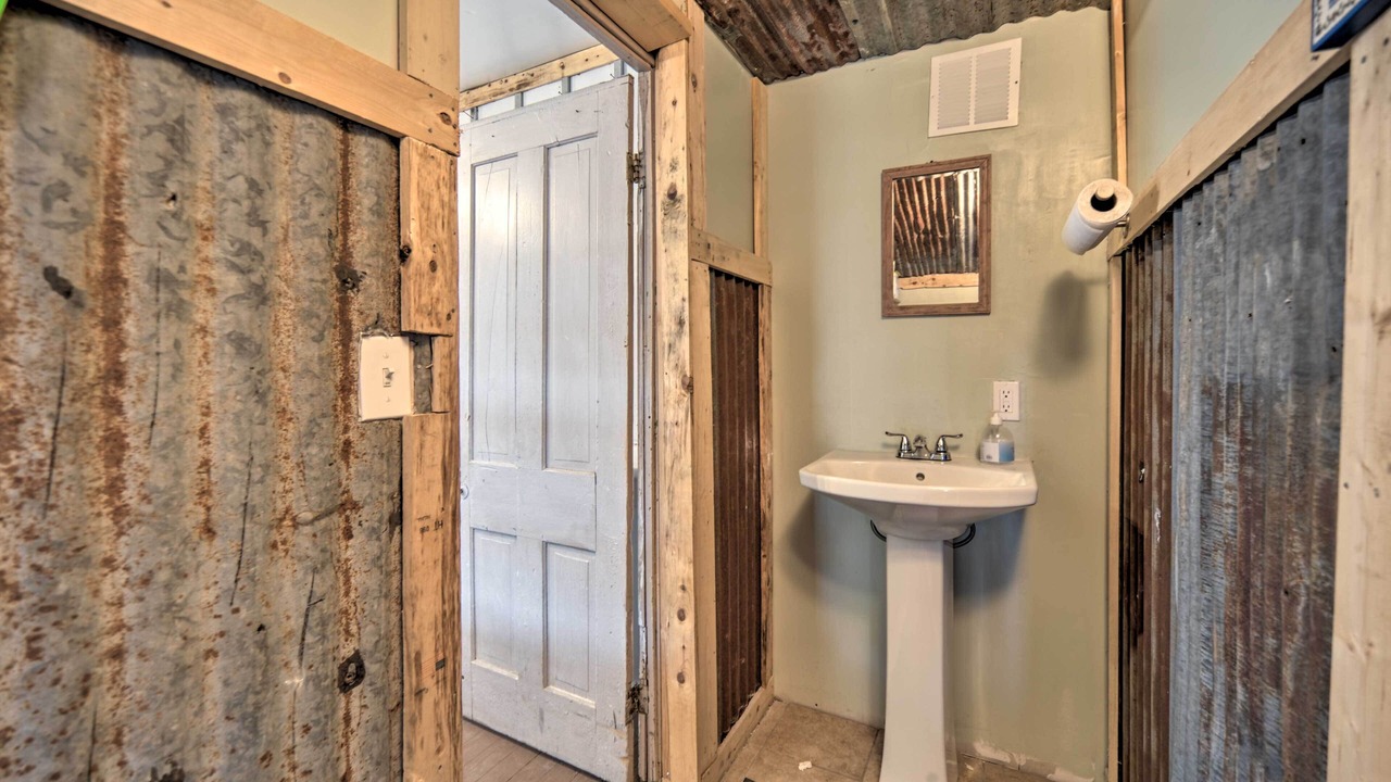 Photo of Bathroom in Harper