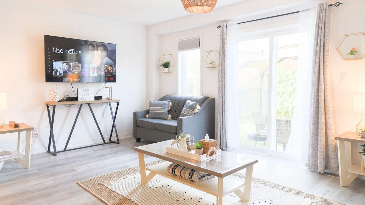 Photo of Livingroom in Thorold