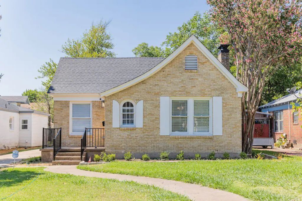 Photo of Outdoor in Lower Greenville
