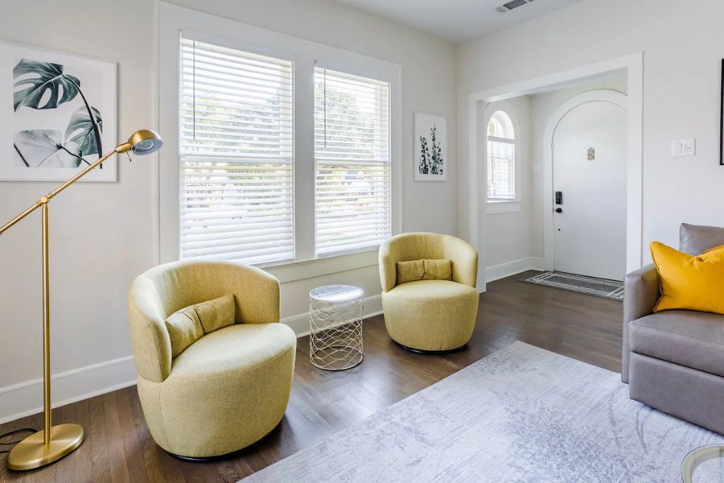 Photo of Livingroom in Lower Greenville