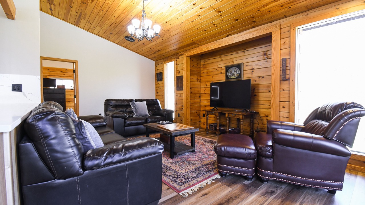 Photo of Livingroom in Staunton