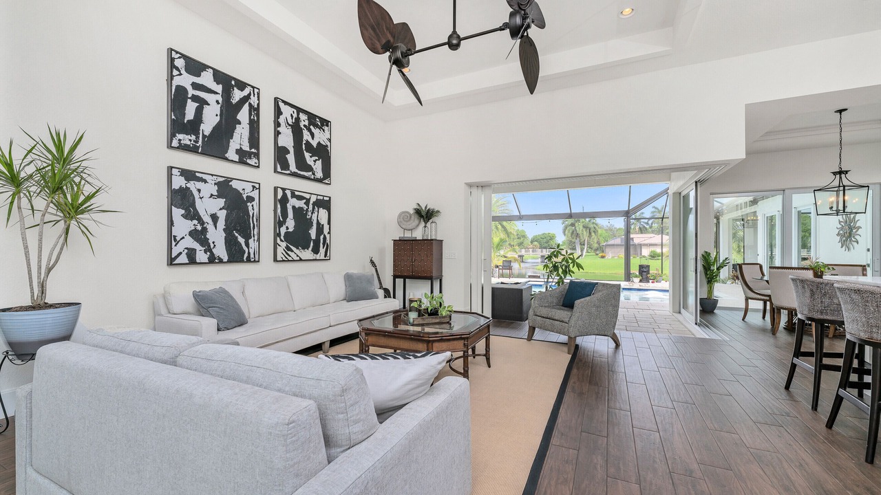 Photo of Livingroom in White Marsh