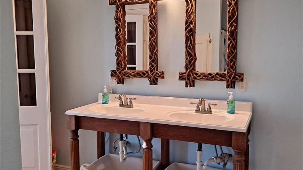 Photo of Bathroom in Lake Providence