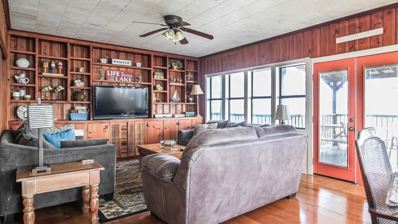 Photo of Livingroom in Lake Providence