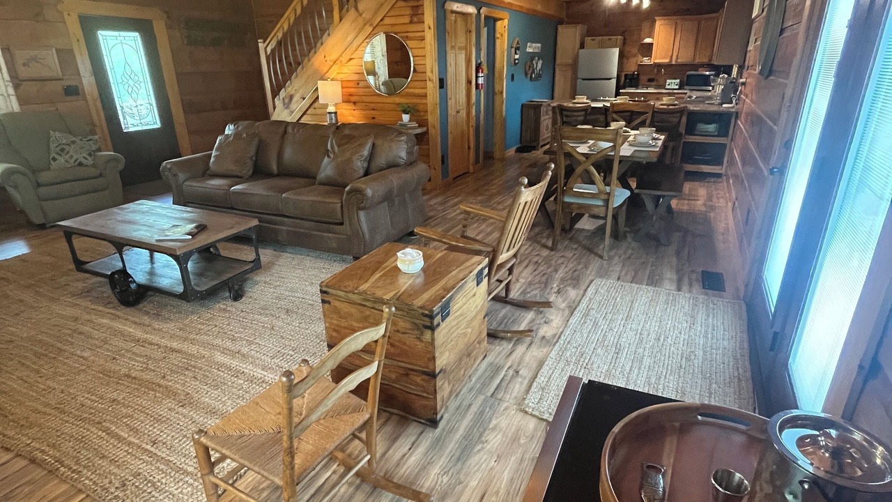 Photo of Livingroom in Byrdstown