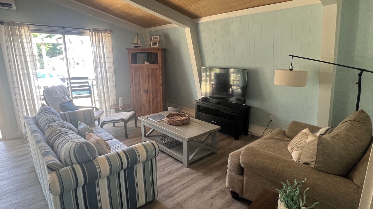 Photo of Livingroom in Tranquil Harbour