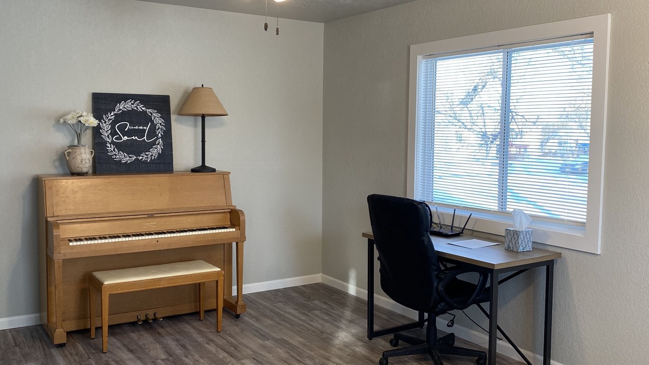 Photo of Others in Laurel