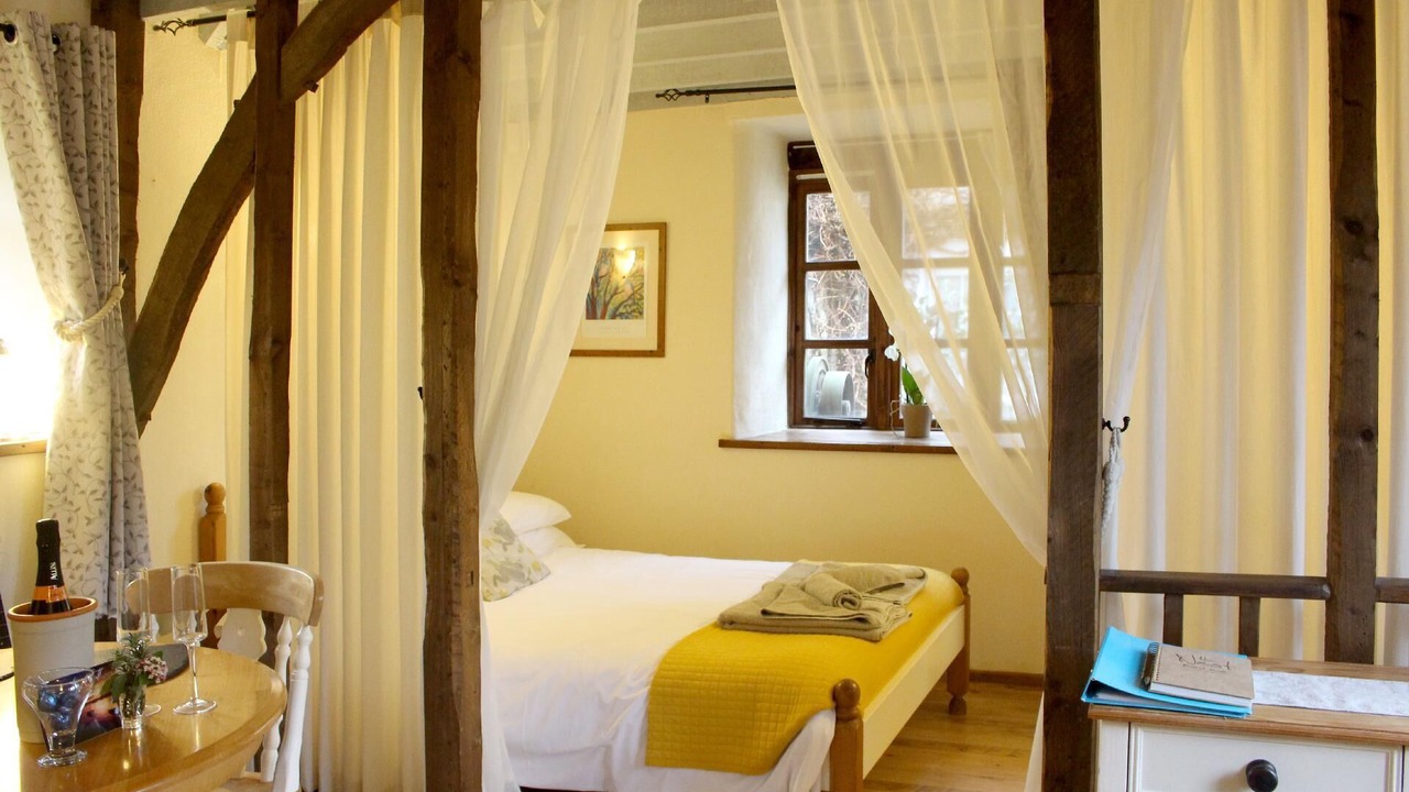 Photo of Bedroom in Stokeinteignhead