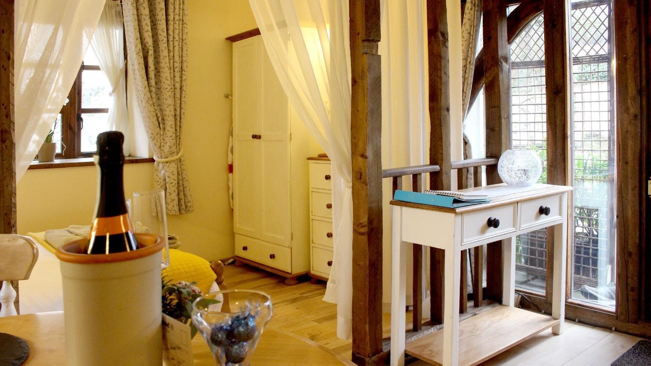 Photo of Bedroom in Stokeinteignhead