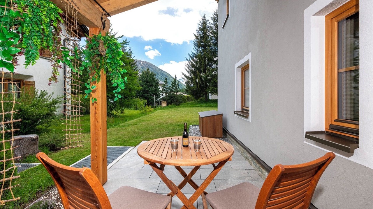 Photo of Outdoor in Bever
