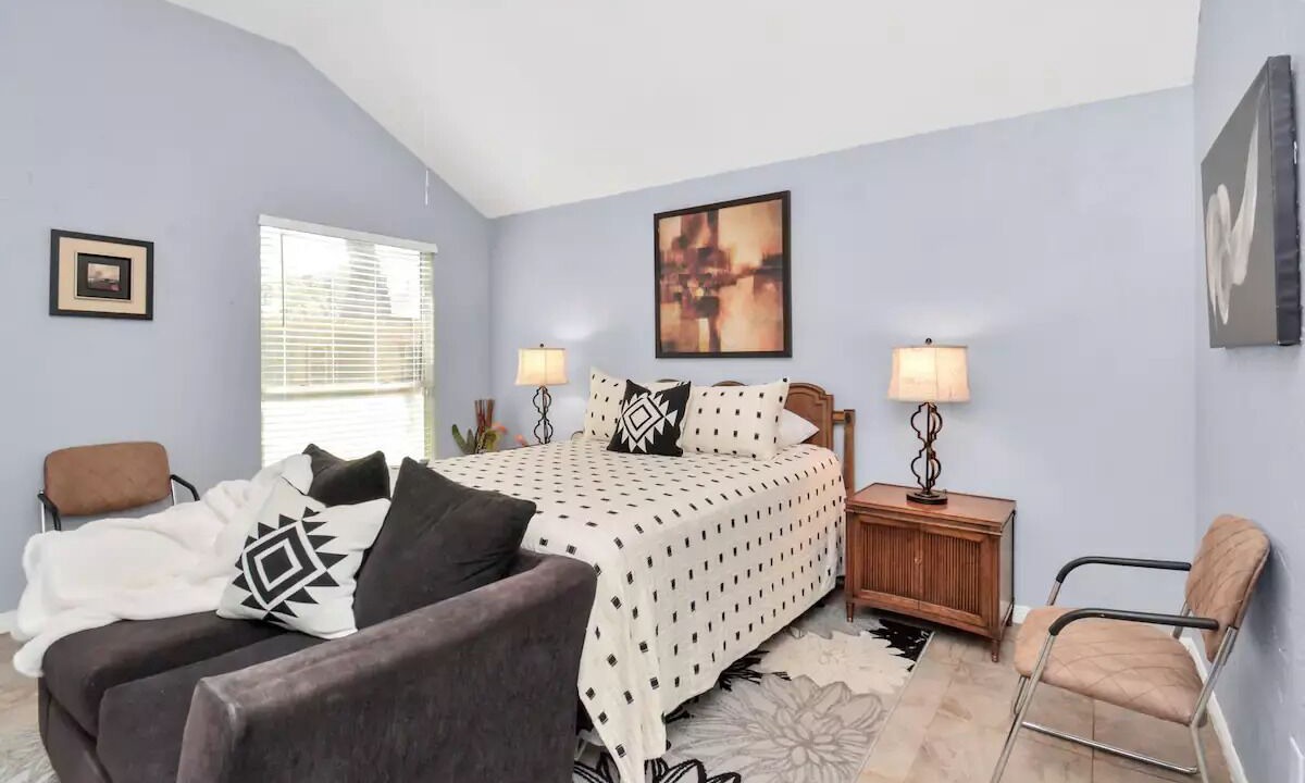 Photo of Livingroom in George Bush Park/Eldridge