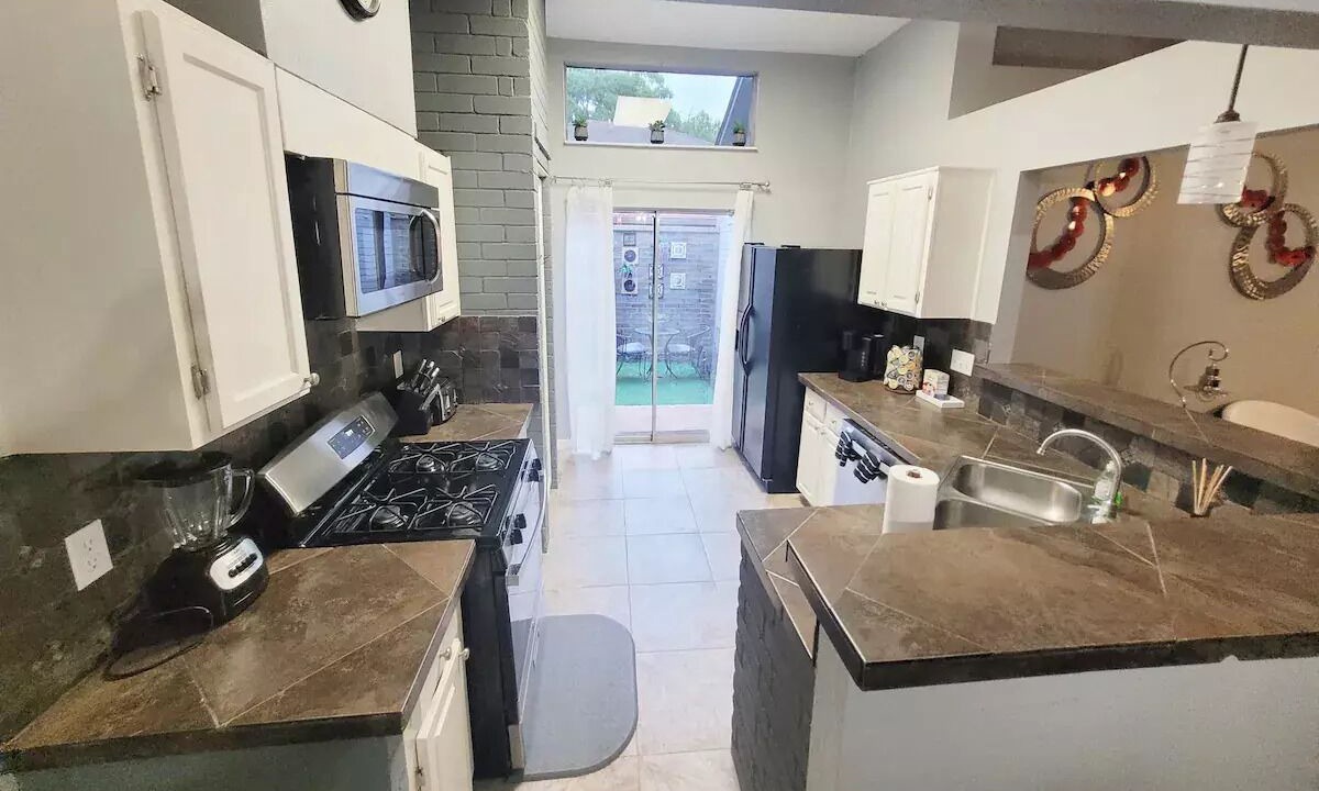 Photo of Kitchen in George Bush Park/Eldridge