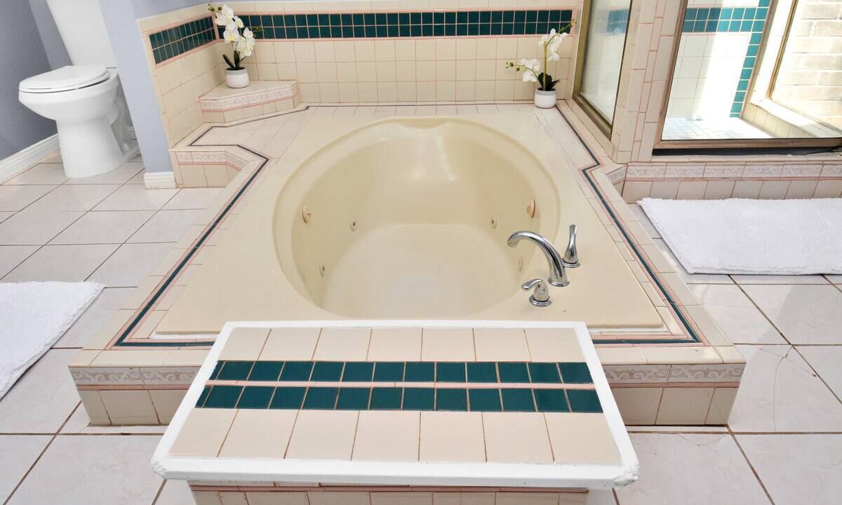 Photo of Bathroom in George Bush Park/Eldridge